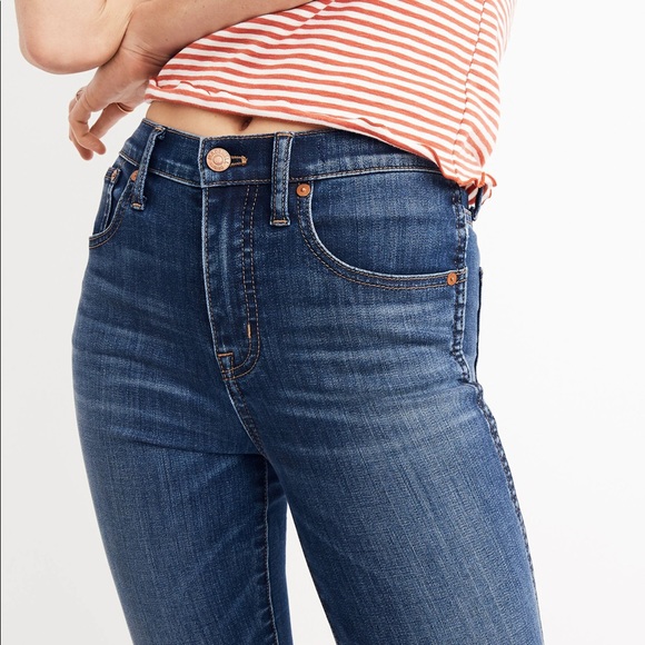 Madewell 9” High Rise Skinny Jeans Whiskered Dark Denim Wash Size: 25 - Picture 7 of 13